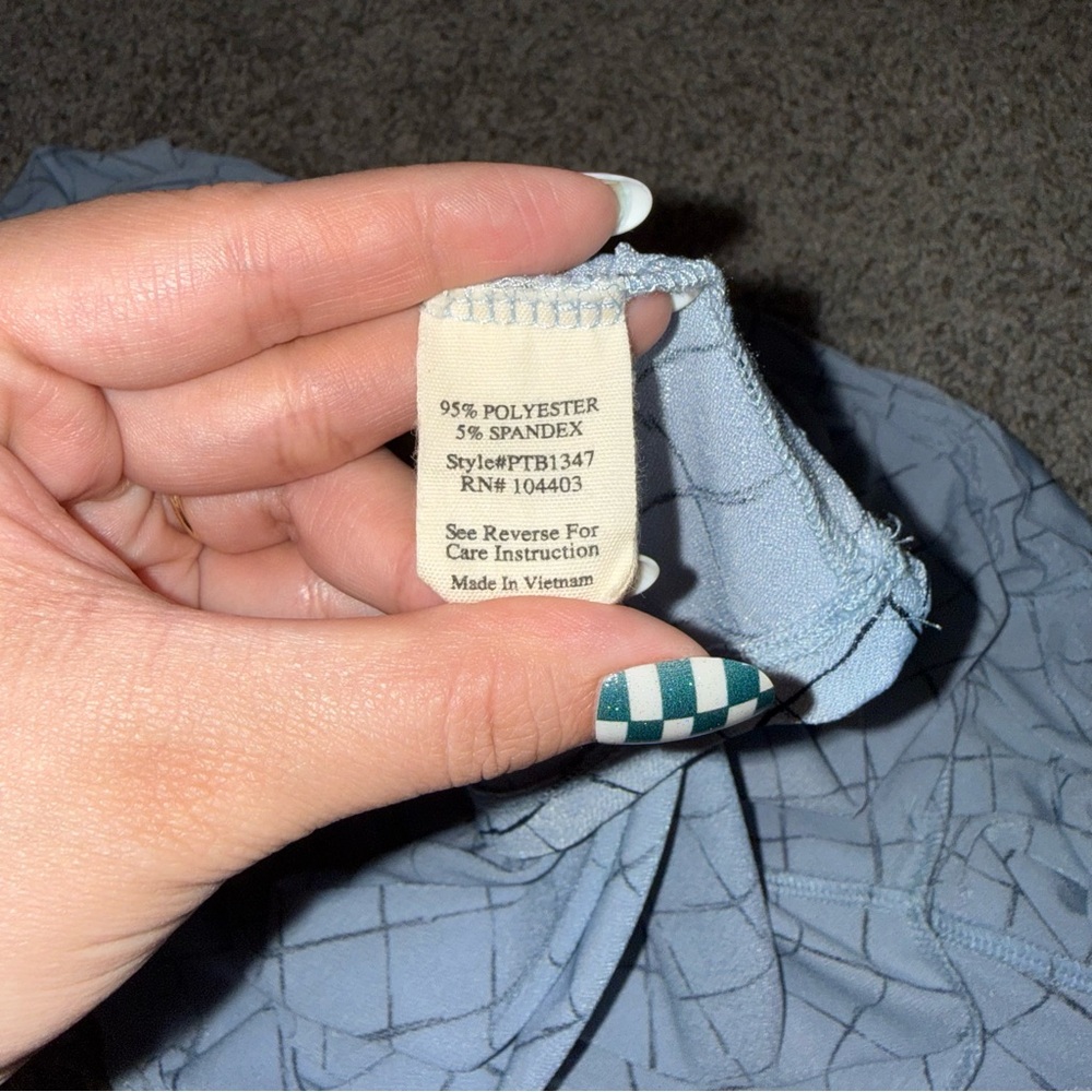 Off-Shoulder Light Blue Grid Pattern Top - Picture 9 of 9